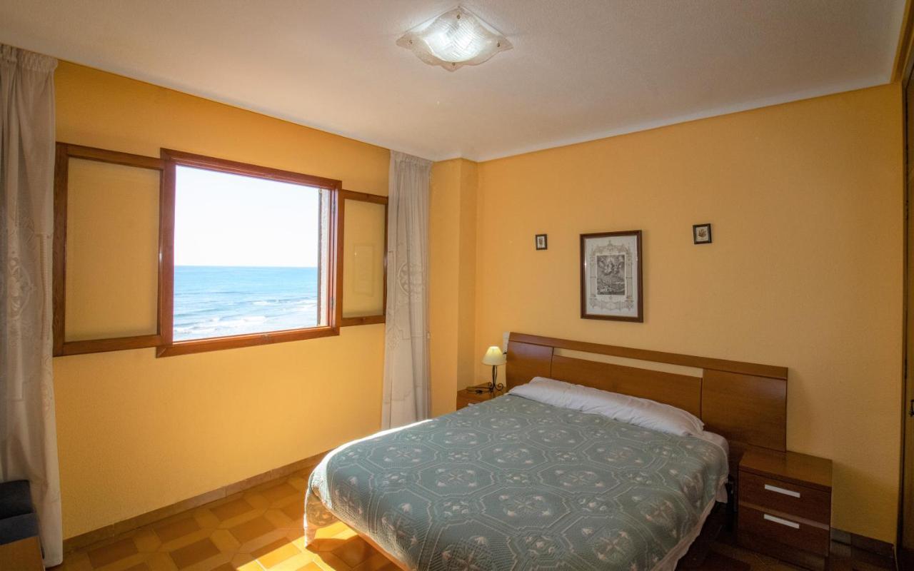 Apartamento Con Vistas Frontales - Primera Linea Playa Cargador - Albert Villas Alcoceber Bagian luar foto
